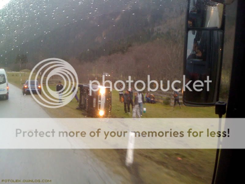 stubaital,stubai,neustift,tirol,wypadek,wywrocony bus,serpentyny